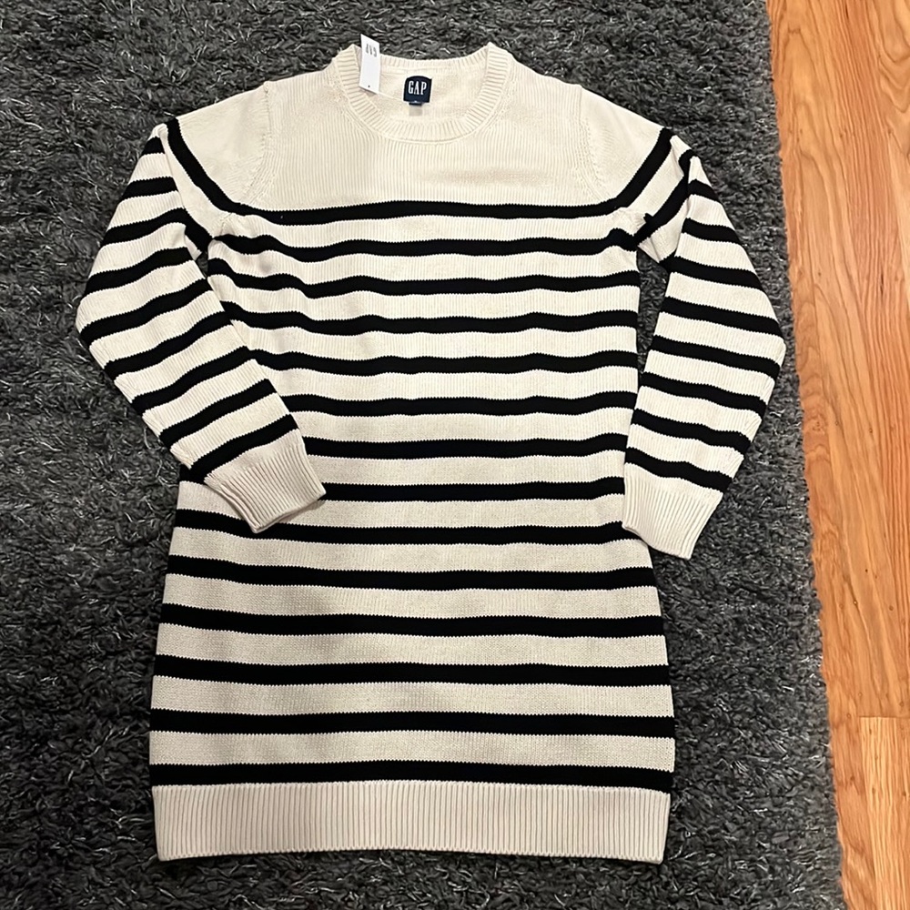 Gap sweater dress